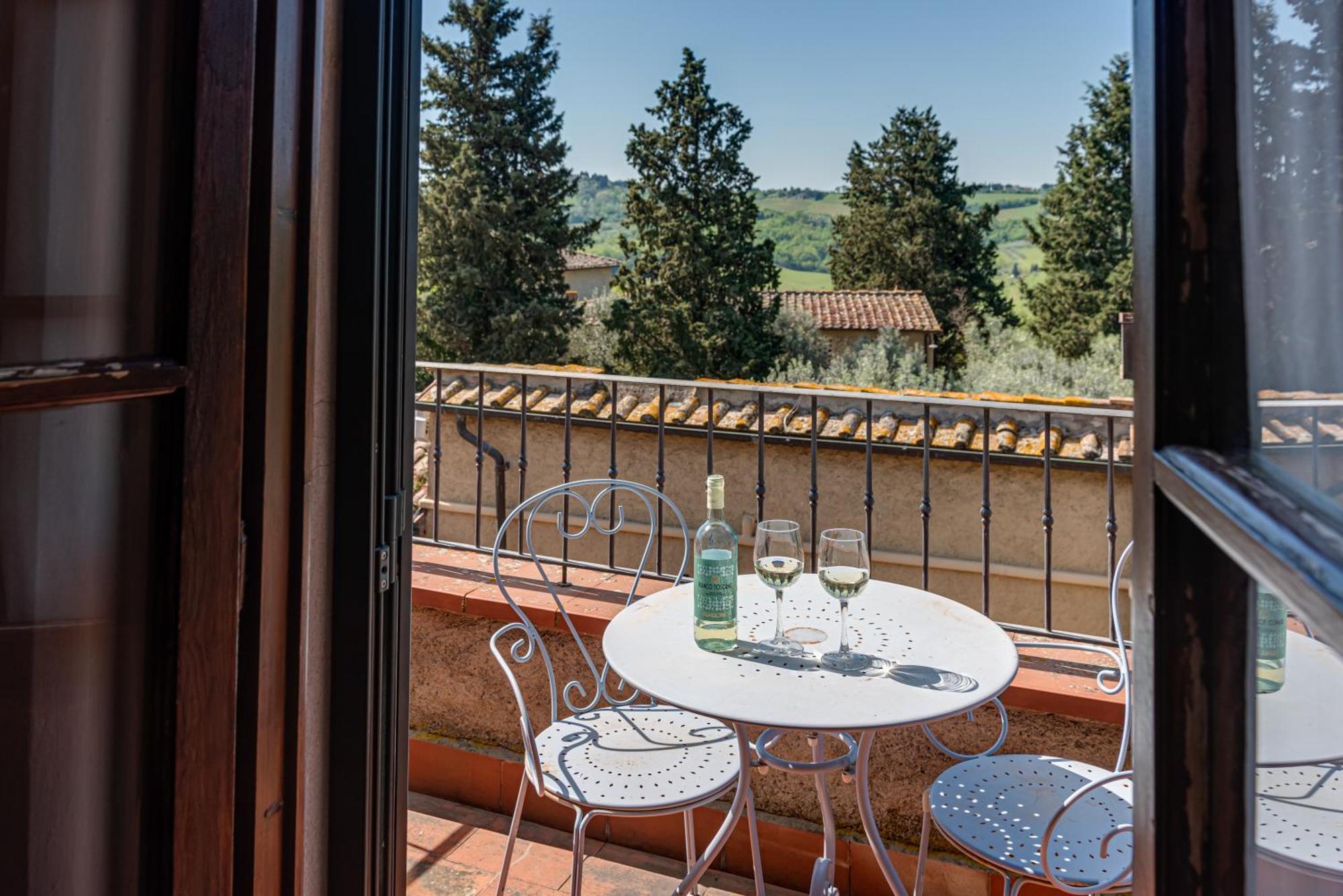 Casa Vacanze Rondini Blu มอนเตสแปร์โตลิ ภายนอก รูปภาพ